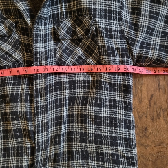 Craftsman flannel jacket - Picture 2 of 5